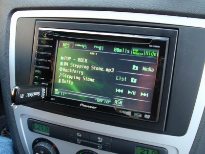 Εγκατάσταση οθόνης 2Din Pioneer σε Skoda Octavia