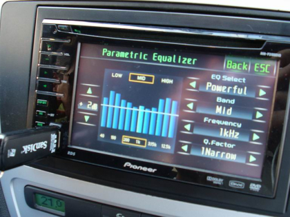 Εγκατάσταση οθόνης 2Din Pioneer σε Skoda Octavia