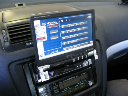 Εγκατάσταση οθόνης 1Din Kenwood σε Skoda Octavia (Taxi)