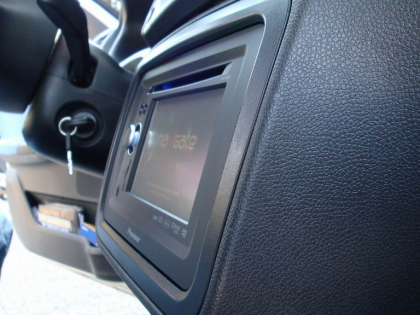 Εγκατάσταση οθόνης 2Din Pioneer σε Skoda Roomster