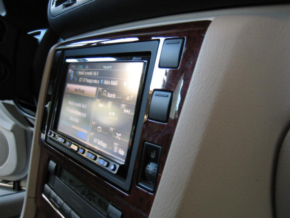 Εγκατάσταση οθόνης 2Din Pioneer σε Skoda Superb