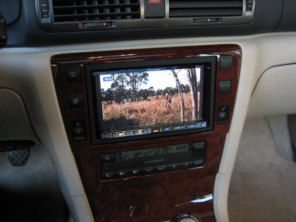 Εγκατάσταση οθόνης 2Din Pioneer σε Skoda Superb