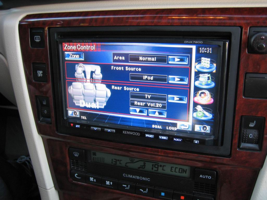 Εγκατάσταση οθόνης 2Din Kenwood σε Skoda Superb