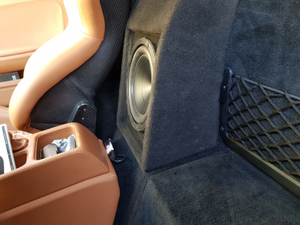 Εγκατάσταση R/CD Pioneer & Ηχείων Focal σε Ferrari F-430