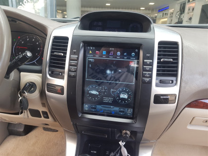 Εγκατάσταση οθόνης Tesla Style σε Toyota Land Cruiser
