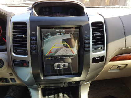 Εγκατάσταση οθόνης Tesla Style σε Toyota Land Cruiser