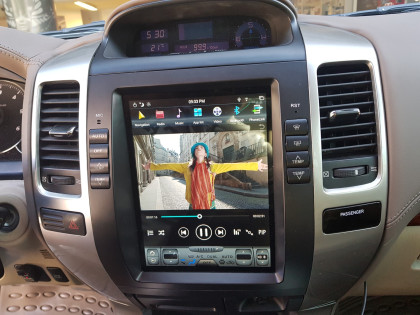 Εγκατάσταση οθόνης Tesla Style σε Toyota Land Cruiser