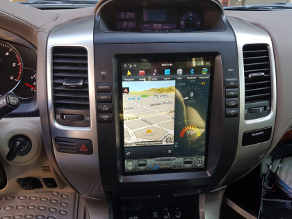 Εγκατάσταση οθόνης Tesla Style σε Toyota Land Cruiser