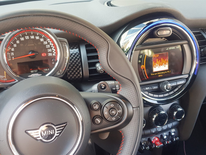 Αναβάθμιση εργοστασιακής οθόνης με Ασύρματο Wireless Apple CarPlay/Android Auto σε Mini Cooper (F56) του 2020 