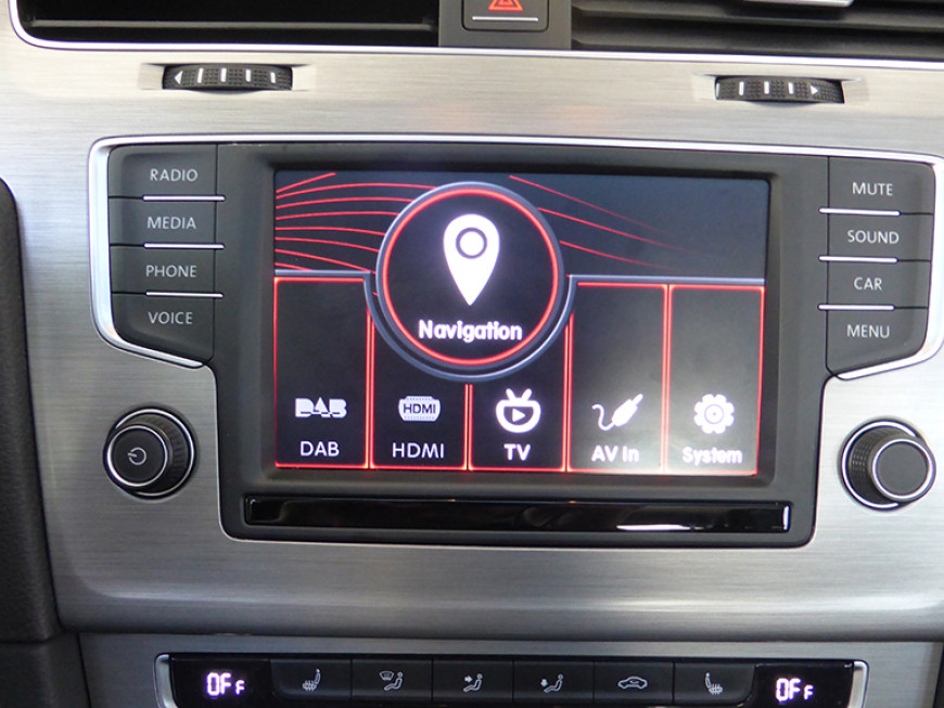 Αναβάθμιση εργοστασιακής οθόνης με Adaptiv-Navigation σε VW Golf 7