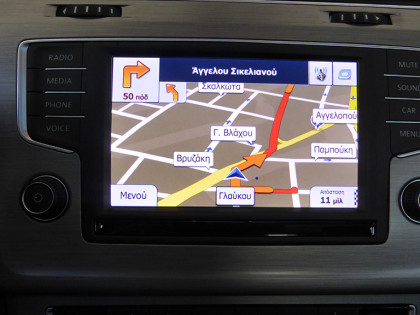 Αναβάθμιση εργοστασιακής οθόνης με Adaptiv-Navigation σε VW Golf 7