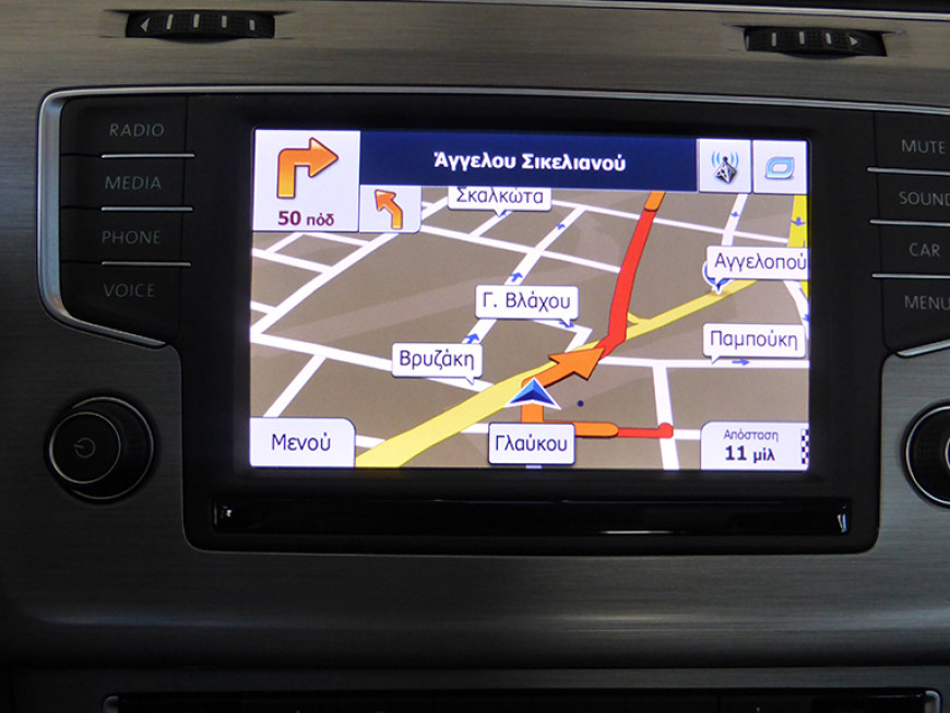 Αναβάθμιση εργοστασιακής οθόνης με Adaptiv-Navigation σε VW Golf 7