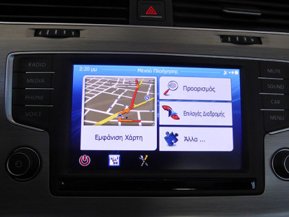 Αναβάθμιση εργοστασιακής οθόνης με Adaptiv-Navigation σε VW Golf 7