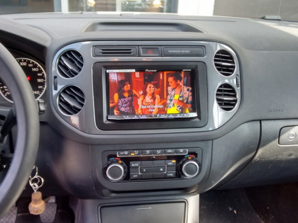 Εγκατάσταση οθόνης 2Din Pioneer σε VW Tiguan