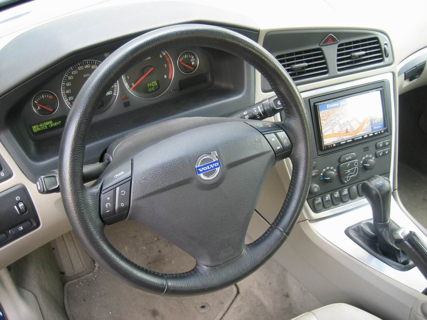 Εγκατάσταση 2DIN Kenwood Οθόνης και κάμερας οπισθοπορείας σε Volvo S60