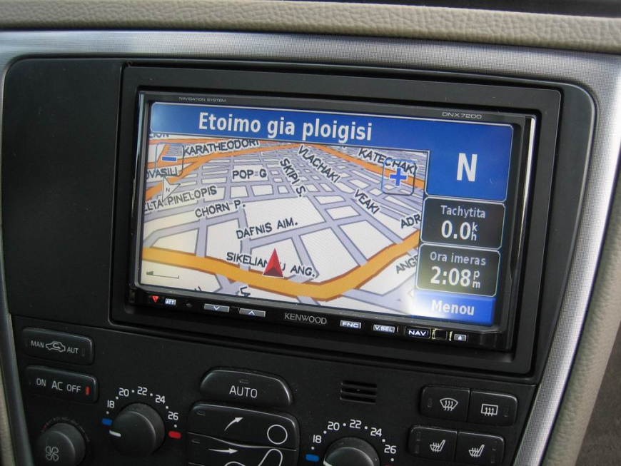 Εγκατάσταση 2DIN Kenwood Οθόνης και κάμερας οπισθοπορείας σε Volvo S60