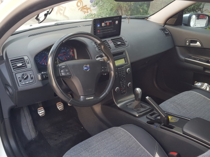 Εγκατάστασης οθόνης Lenovo και κάμερας οπισθοπορείας σε Volvo C30