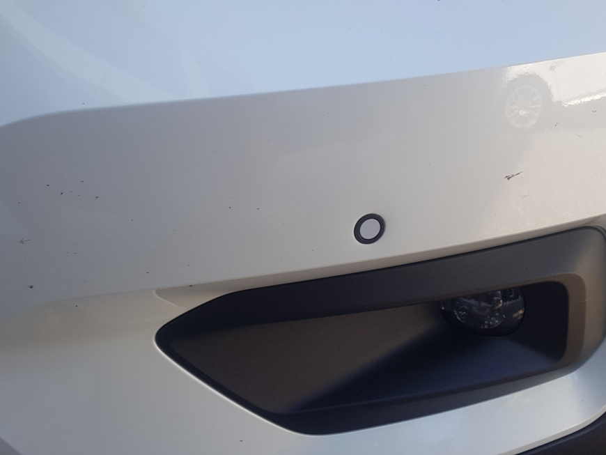 Εγκατάσταση αισθητήρων οπισθοπορείας και εμπροσθοπορείας σε Volvo V40 2019