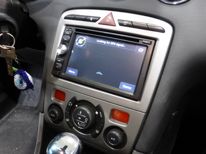 Eγκατάσταση οθόνης  2Din Digital IQ σε Peugeot 308 SW