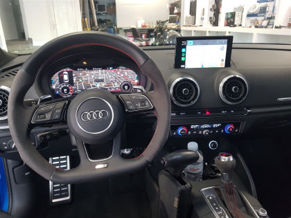 Αναβάθμιση εργοστασιακής οθόνης με Apple CarPlay/Android Auto σε Audi RS3 8V