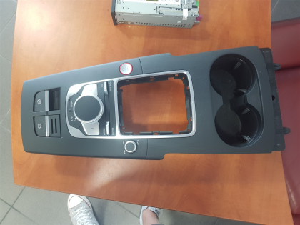 Αναβάθμιση εργοστασιακής οθόνης με Apple CarPlay/Android Auto σε Audi RS3 8V