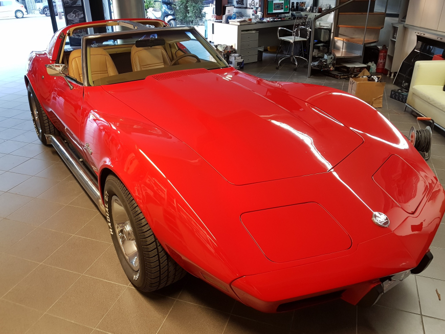 Αντικατάσταση ηχείων σε Chevrolet Corvette Convertible του 1968