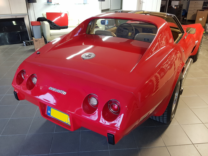 Αντικατάσταση ηχείων σε Chevrolet Corvette Convertible του 1968