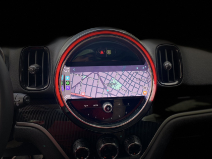 Αναβάθμιση εργοστασιακής οθόνης με Ασύρματο Wireless Apple CarPlay/Android Auto σε Mini Clubman 2021