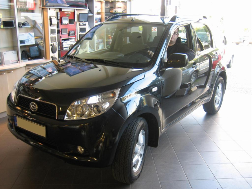 Εγκατάσταση οθόνης Pioneer σε Daihatsu Terios