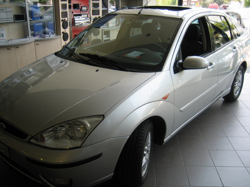 Εγκατάσταση οθόνης 1Din Kenwood σε Ford Focus