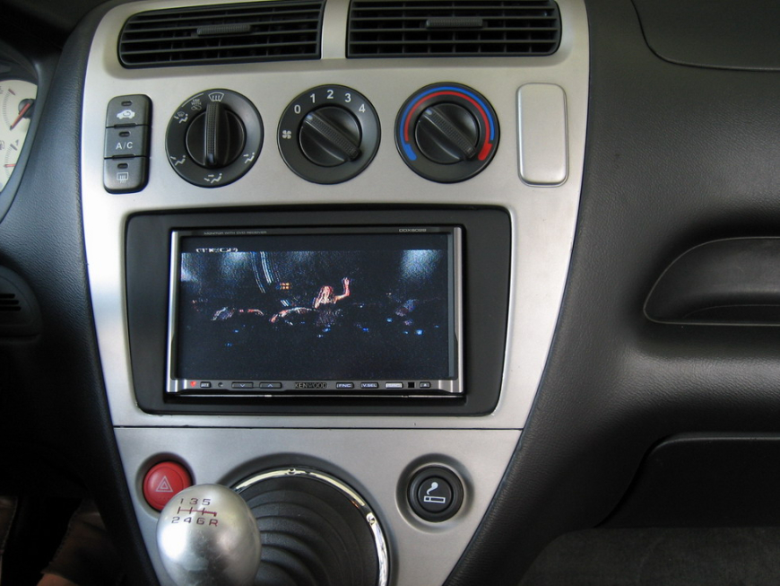 Εγκατάσταση οθόνης 2Din Kenwood σε Honda Type-R