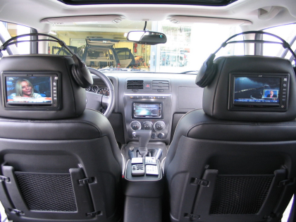 Εγκατάσταση οθόνης 2Din Kenwood και κάμερας οπισθοπορείας σε Hummer H3