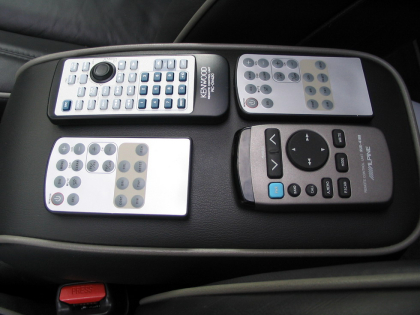 Εγκατάσταση οθόνης 2Din Kenwood και κάμερας οπισθοπορείας σε Hummer H3