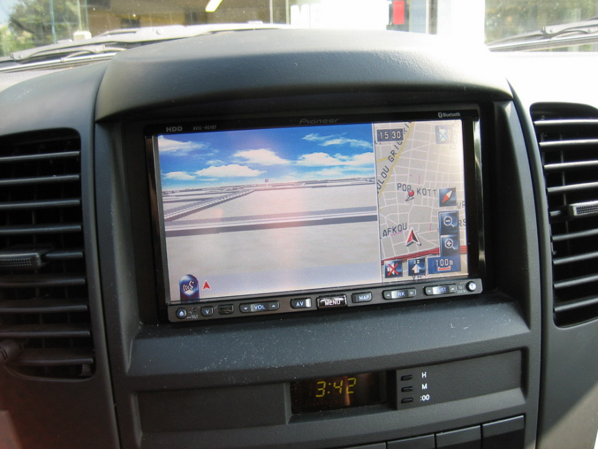 Εγκατάσταση οθόνης 2Din Pioneer σε Kia Sorento 3.5