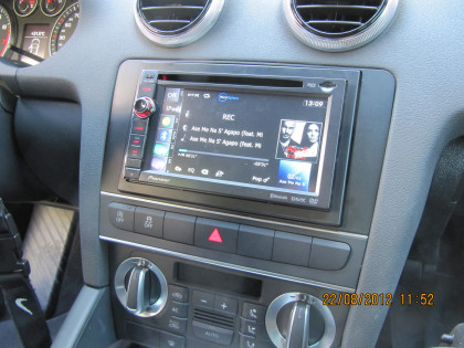 Εγκατάσταση οθόνης 2Din Pioneer σε Audi A4 1.8T