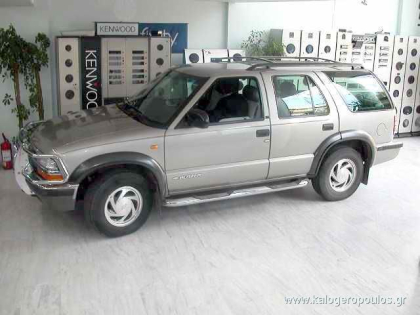 Εγκατάσταση οθoνών Kenwood & Sony σε Chevrolet Blazer