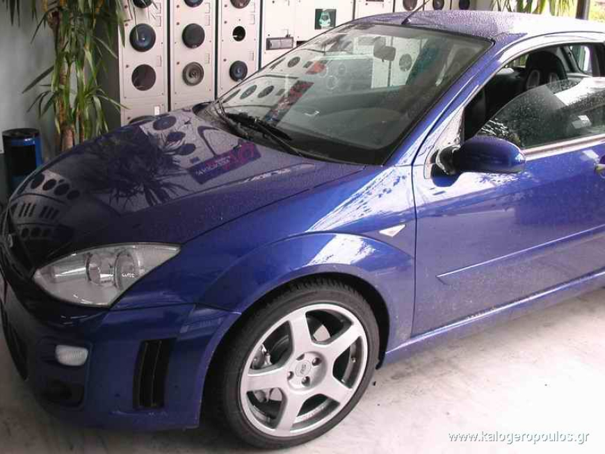 Εγκατάσταση αντικλεπτικού συστήματος και συστήματος εντοπισμού σε Ford Focus RS 