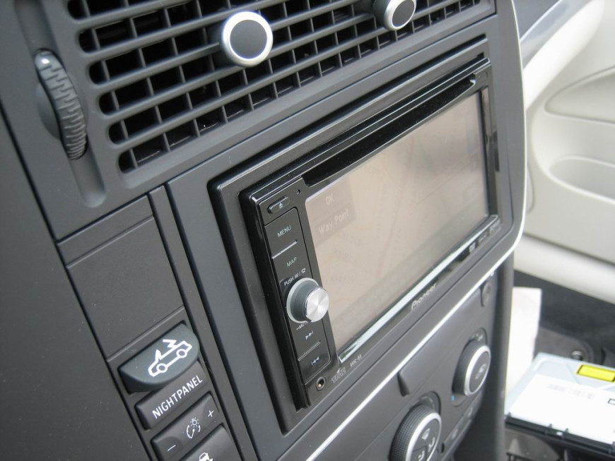 Εγκατάσταση 2DIN Pioneer Οθόνης σε Saab 9.3 Aero