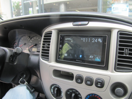 Εγκατάσταση οθόνης 2Din Pioneer και κάμερας οπισθοπορείας σε Mazda Tribute του 2003