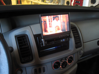 Εγκατάσταση οθόνης 2Din Kenwood σε Opel Vivaro