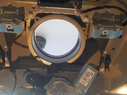 Εγκατάσταση οθόνης Alpine, Rear Camera και Parking Sensor Front & Rear σε VW Golf 7