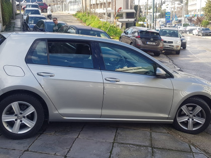 Εγκατάσταση οθόνης Alpine, Rear Camera και Parking Sensor Front & Rear σε VW Golf 7