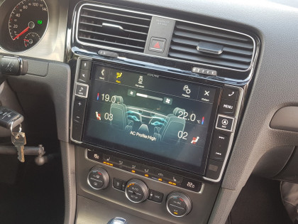 Εγκατάσταση οθόνης Alpine, Rear Camera και Parking Sensor Front & Rear σε VW Golf 7