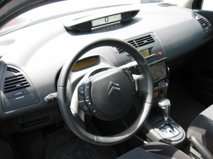 Εγκατάσταση συστήματος πλοήγησης της Pioneer σε αυτοκίνητα της Citroen Hellas