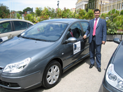 Εγκατάσταση συστήματος πλοήγησης της Pioneer σε αυτοκίνητα της Citroen Hellas