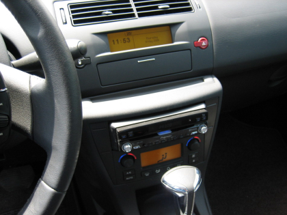 Εγκατάσταση συστήματος πλοήγησης της Pioneer σε αυτοκίνητα της Citroen Hellas