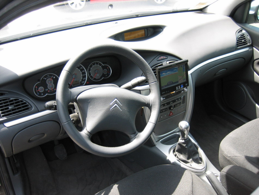 Εγκατάσταση συστήματος πλοήγησης της Pioneer σε αυτοκίνητα της Citroen Hellas