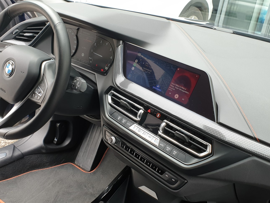 Εγκατάσταση Apple CarPlay & Android Auto σε BMW 1 Series F40.