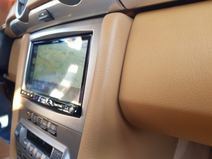 Εγκατασταση Alpine iLX-705D σε Porsche Cayman.