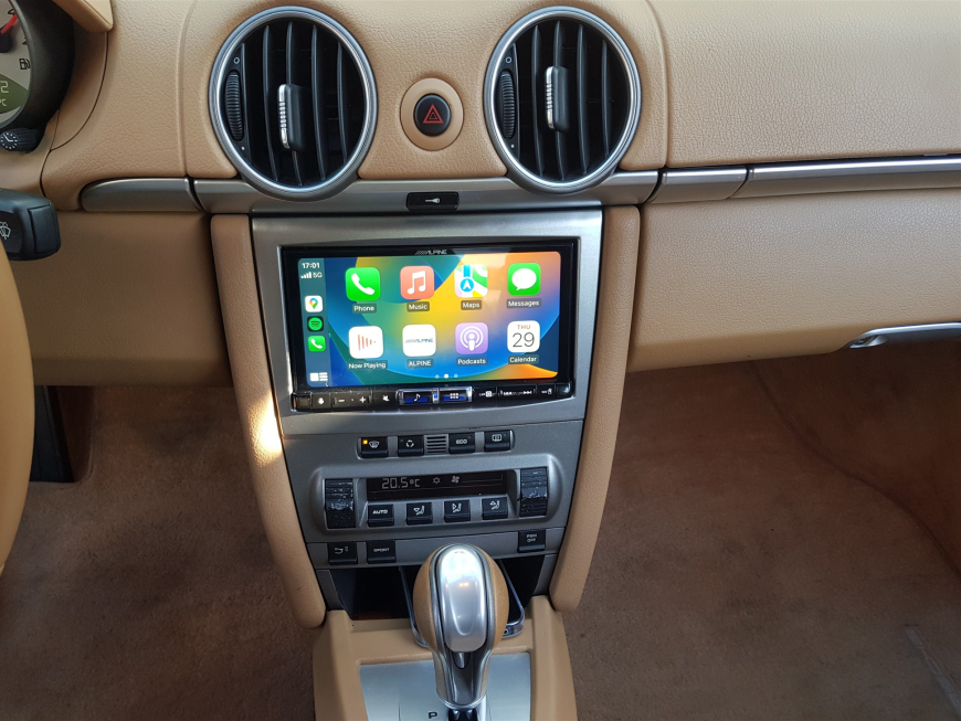 Εγκατασταση Alpine iLX-705D σε Porsche Cayman.